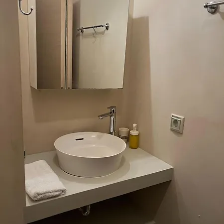 Relax Joy - Easy Access 150m Away Villa *